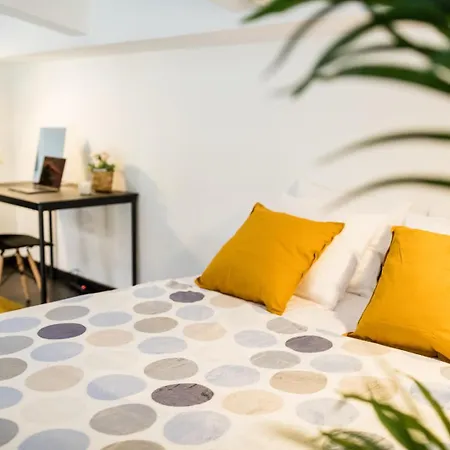 Apartment Apartments With Large Balcony, Parking Prague Prague