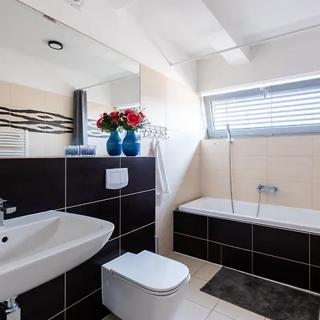 Apartment Apartments With Large Balcony, Parking Prague Prague