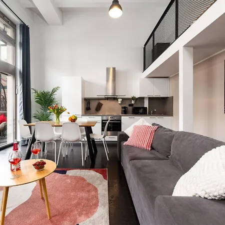 Apartments With Large Balcony, Parking Prague