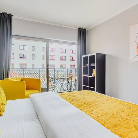 Apartament With Large Balcony, Parking