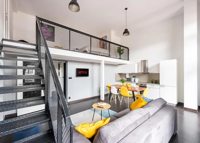 With Large Balcony, Parking Praga