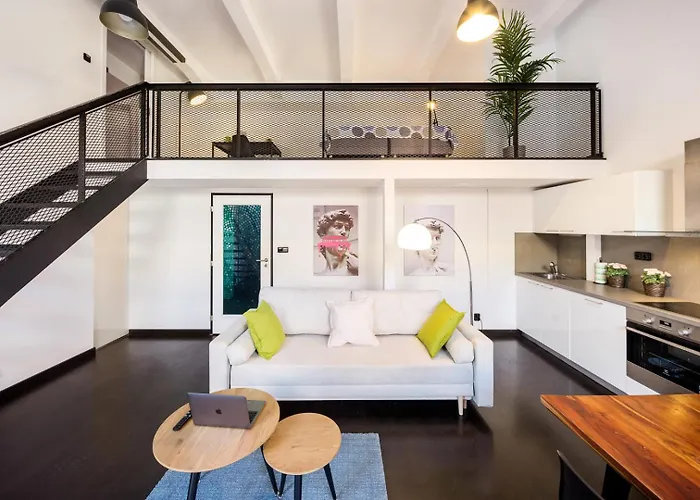With Large Balcony, Parking Apartamento *