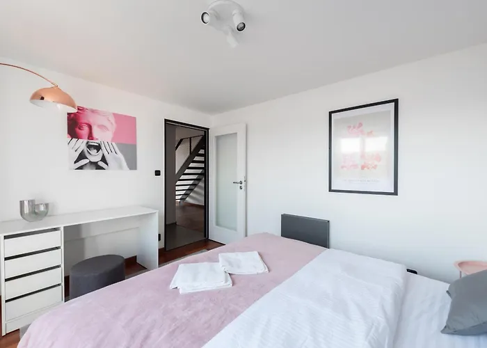 With Large Balcony, Parking Praga