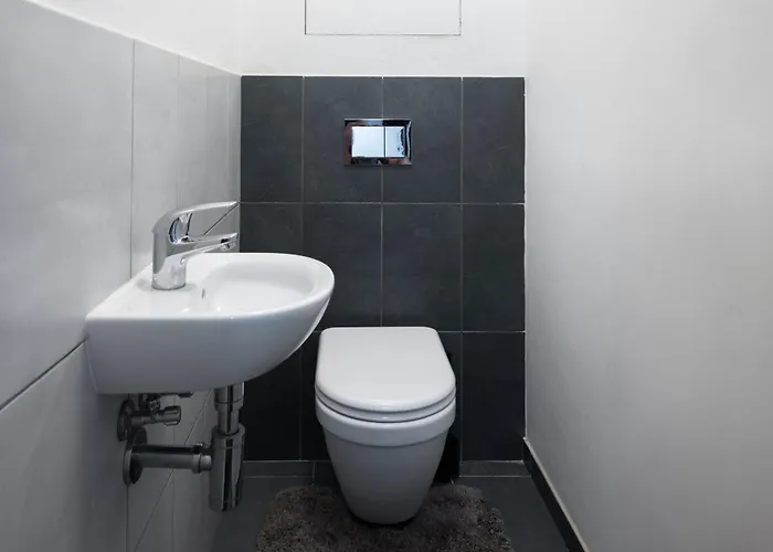 Apartamento With Large Balcony, Parking