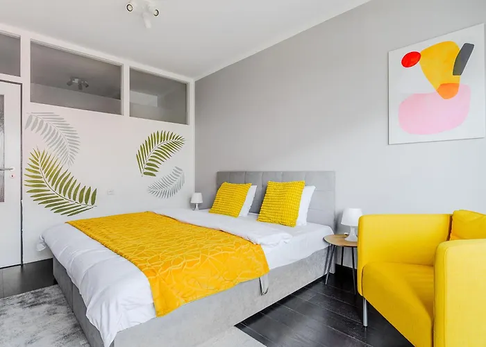 Apartamento With Large Balcony, Parking Praga