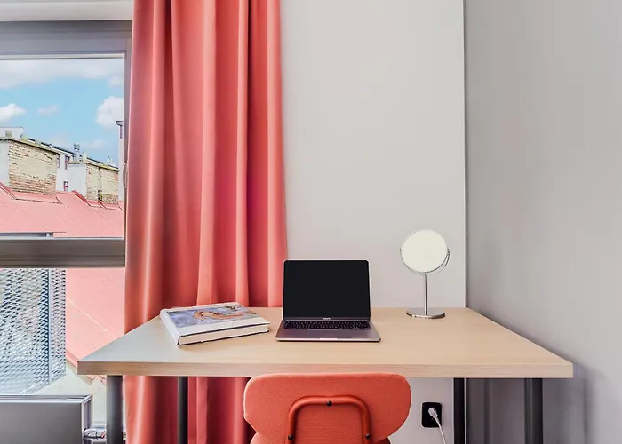 Apartamento With Large Balcony, Parking *