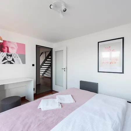 With Large Balcony, Parking Prag