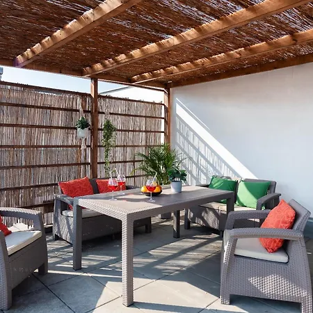 With Large Balcony, Parking Prag